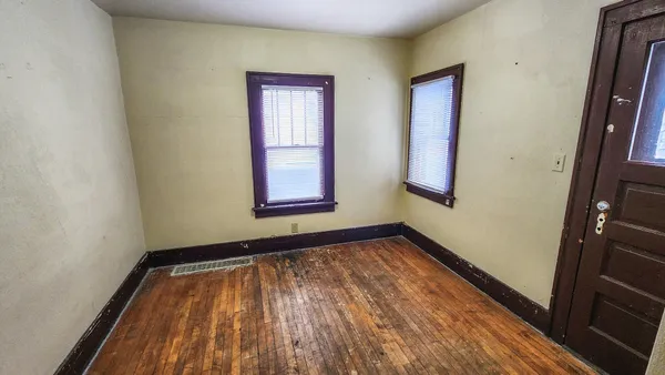 $195,000 | 1045 10th Street North, Fargo, ND 58102