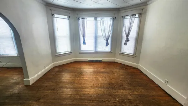 $195,000 | 1045 10th Street North, Fargo, ND 58102