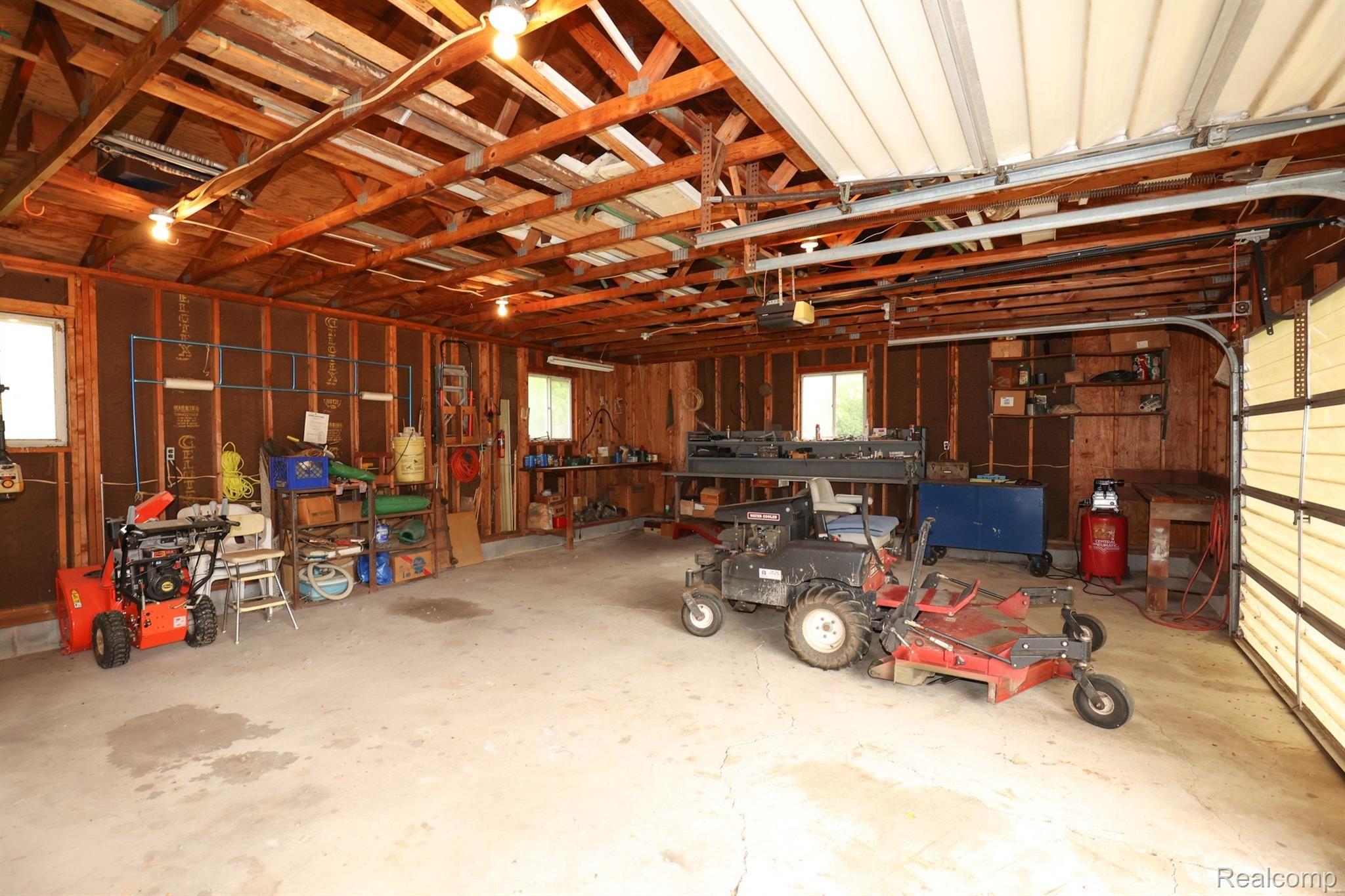 5896 Cobb Road Lapeer, MI 48446 - Photo 34 of 42 182A3211.jpg