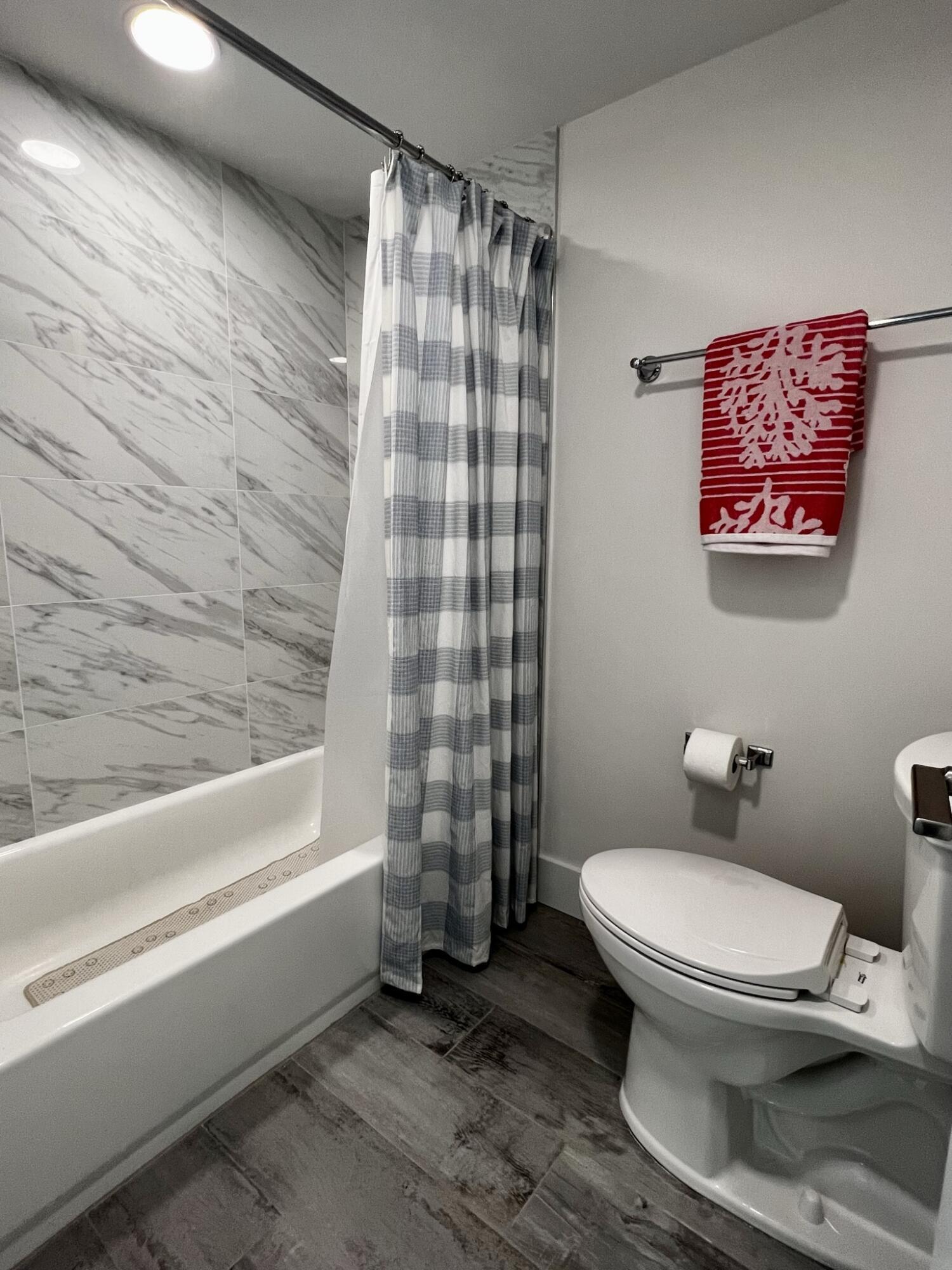 300 Ocean Trail Way, Unit 510 Jupiter, FL 33477 - Photo 24 of 41 IMG_1921