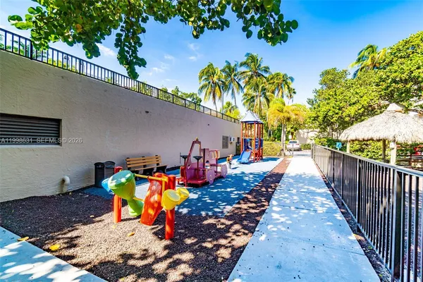 $12,500 | 251 Crandon Boulevard, Unit 1037, Key Biscayne, FL 33149