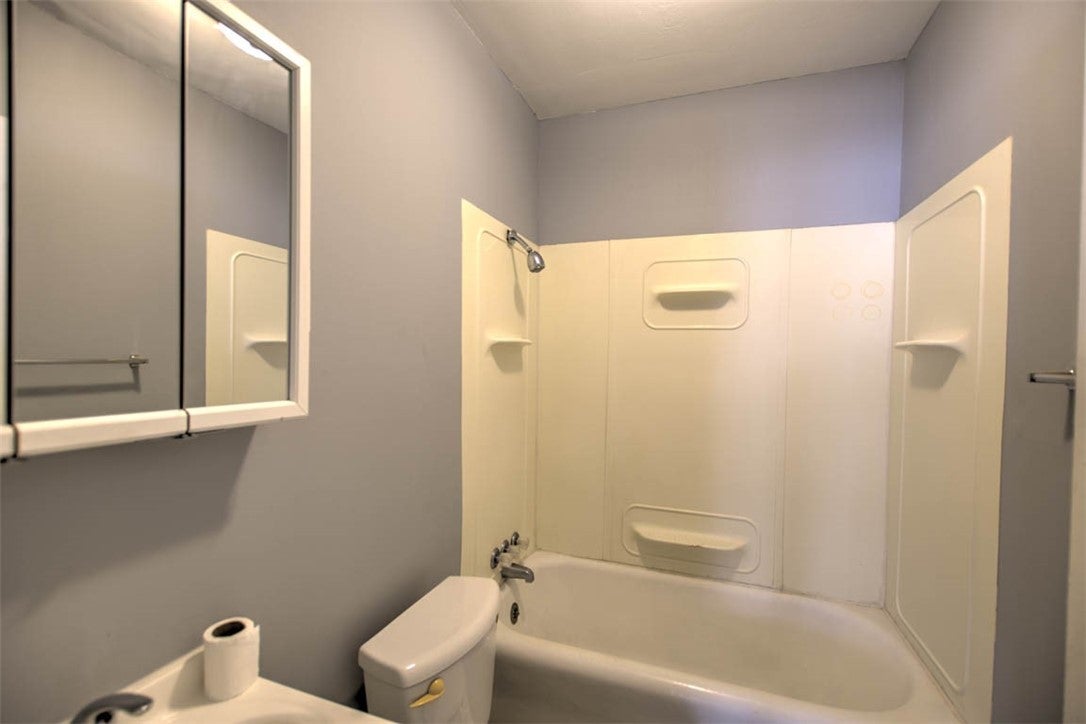 1336 Riverview Avenue Decatur, IL 62522 - Photo 15 of 22 Gallery Image 15