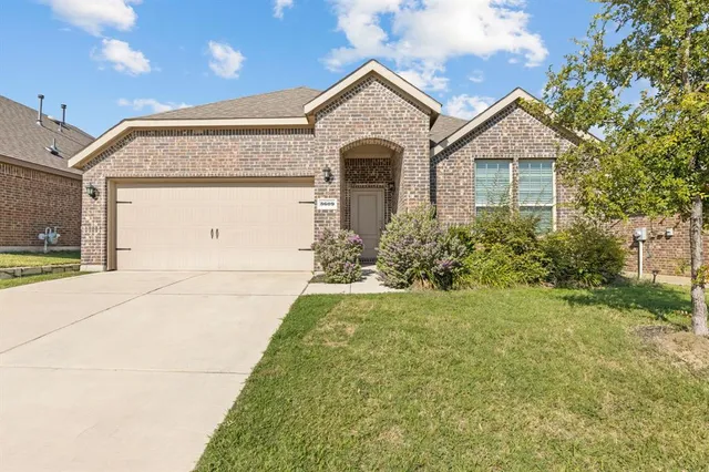 $399,999 | 3609 Sabine Drive, Little Elm, TX 75068