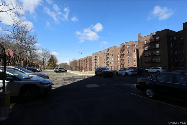 $259,000 | 118-17 Union Turnpike, Unit 7D | Forest Hills