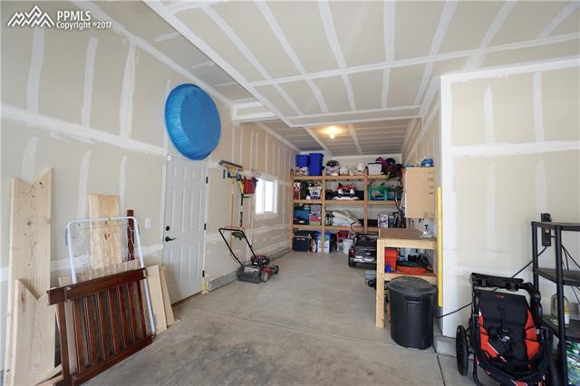 6842 Red Cardinal Loop Colorado Springs, CO 80908 - Photo 35 of 36 Gallery Image 35