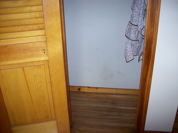 79 Canton Street Springfield, MA 01104 - Photo 8 of 10 Gallery Image 8
