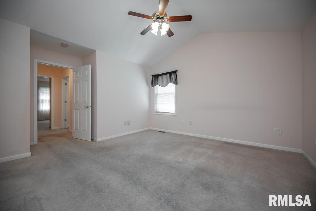 2425 Delaware Street Pekin, IL 61554 - Photo 29 of 48