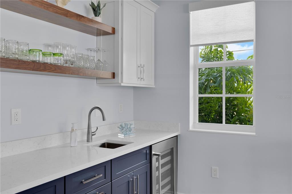 805 39th Street Marathon, FL 33050 - Photo 11 of 54