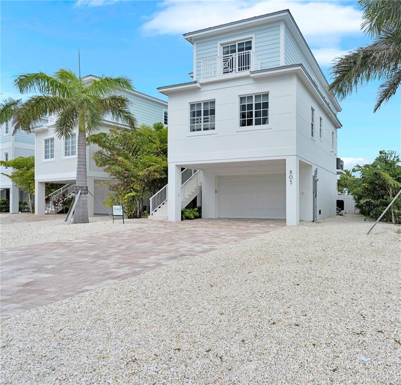 805 39th Street Marathon, FL 33050 - Photo 3 of 54
