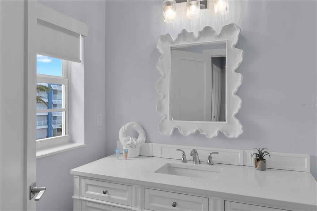 805 39th Street Marathon, FL 33050 - Photo 40 of 54