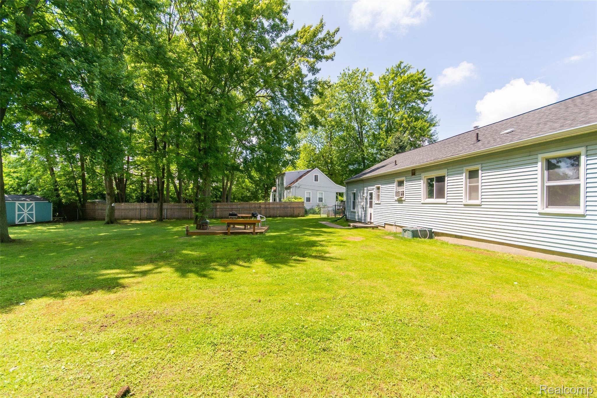 826 Michelson Road Rochester, MI 48307 - Photo 26 of 34 DSC_4573.jpg