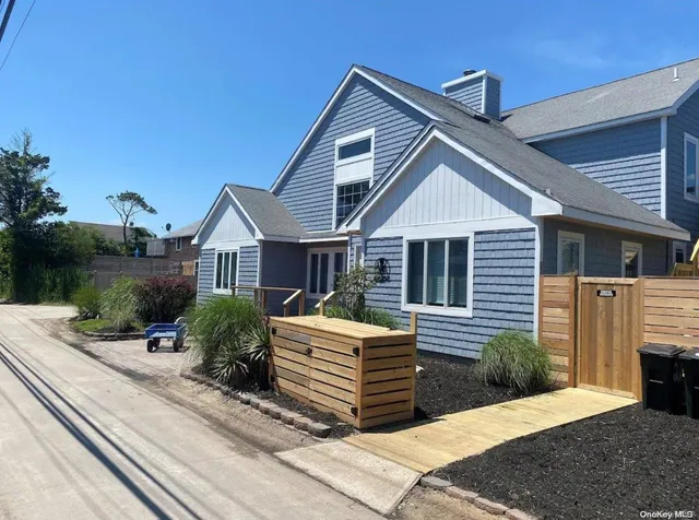 $15,000 | 285 Cottage Walk, Ocean Beach, NY 11770