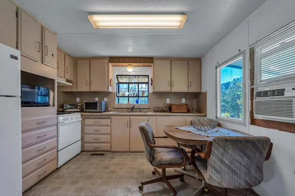 $289,000 | 20292 Old Alturas Road, Redding, CA 96003