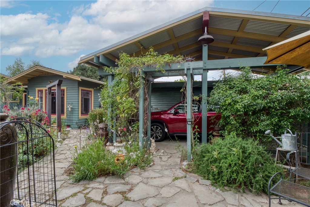 221 Jacaranda Place Fullerton, CA 92832 - Photo 30 of 39