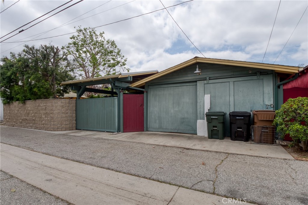 221 Jacaranda Place Fullerton, CA 92832 - Photo 33 of 39