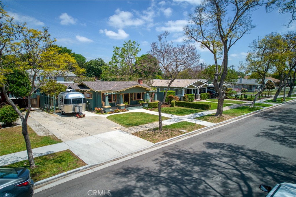 221 Jacaranda Place Fullerton, CA 92832 - Photo 34 of 39