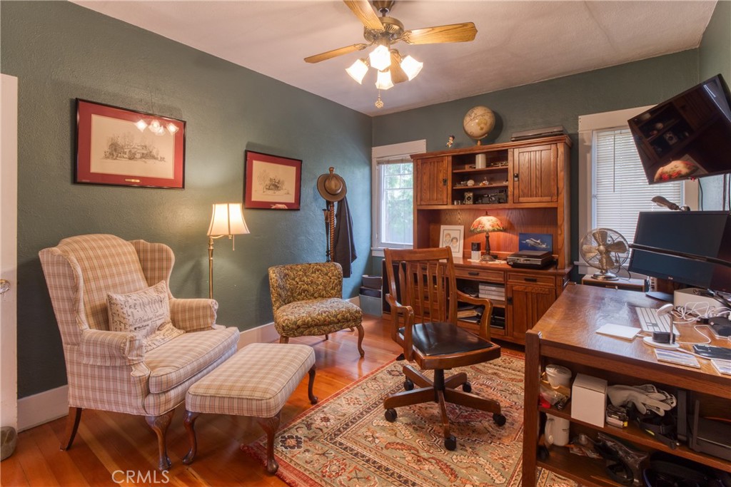 221 Jacaranda Place Fullerton, CA 92832 - Photo 8 of 39