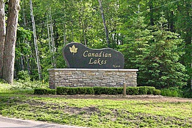 $4,400 | 10933 Shawnee Trail, Unit 192, Stanwood, MI 49346