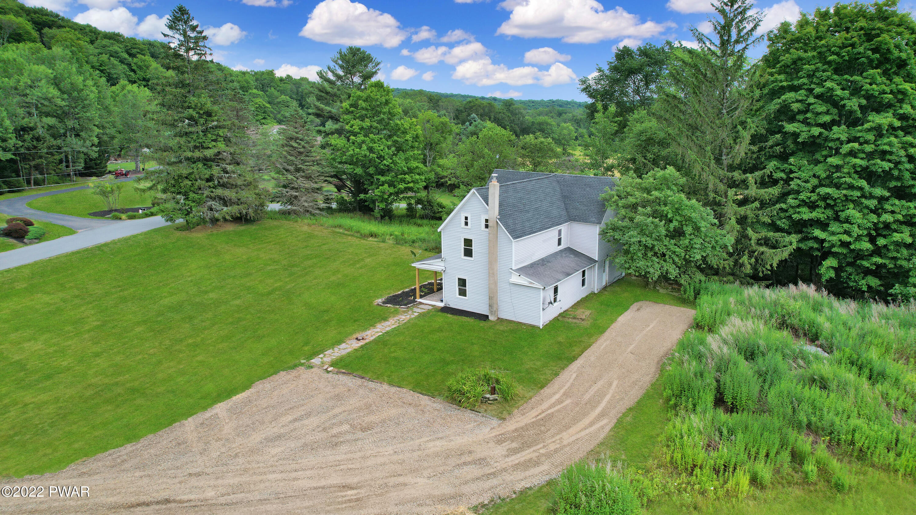 150 Sawmill Road Greentown, PA 18426 - Photo 7 of 40 Photo_1080295880_DJI_456_jpg_8968334_0_2