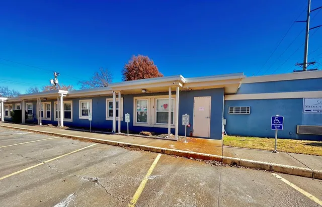 $180,000 | 720 West 1st Street, Coffeyville, KS 67337