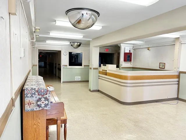 $180,000 | 720 West 1st Street, Coffeyville, KS 67337