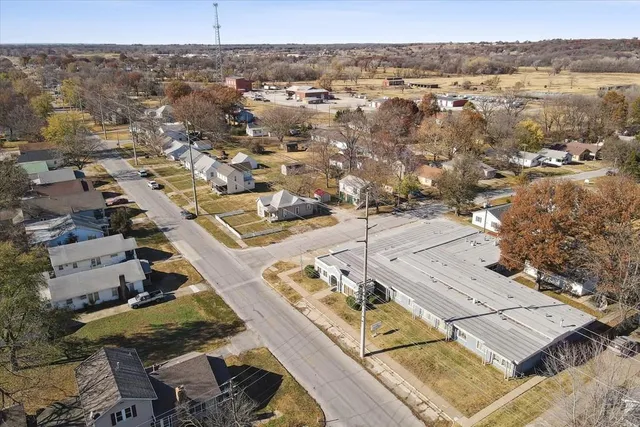 $180,000 | 720 West 1st Street, Coffeyville, KS 67337
