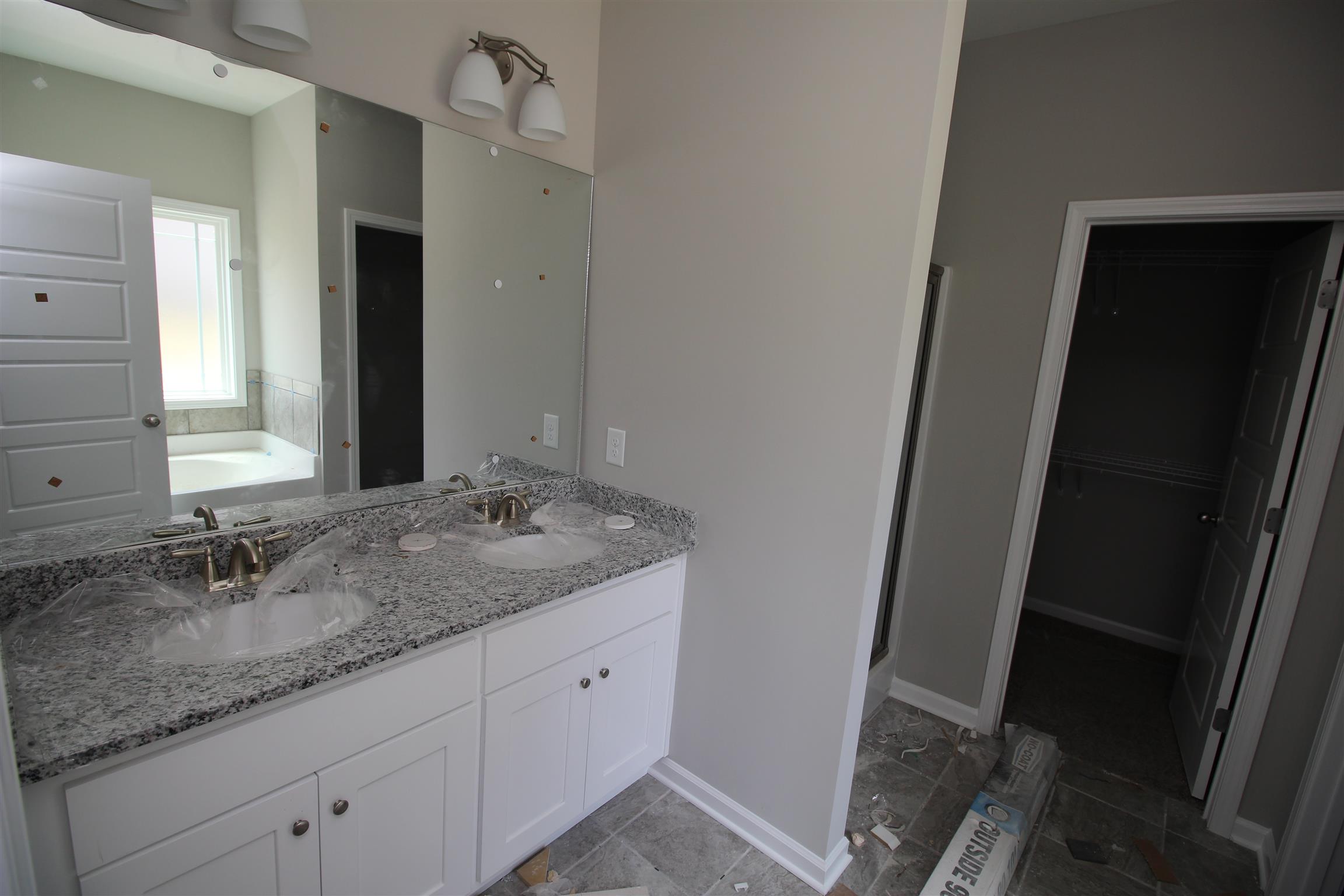 307 Buckadee Road La Vergne, TN 37086 - Photo 10 of 13 master bath