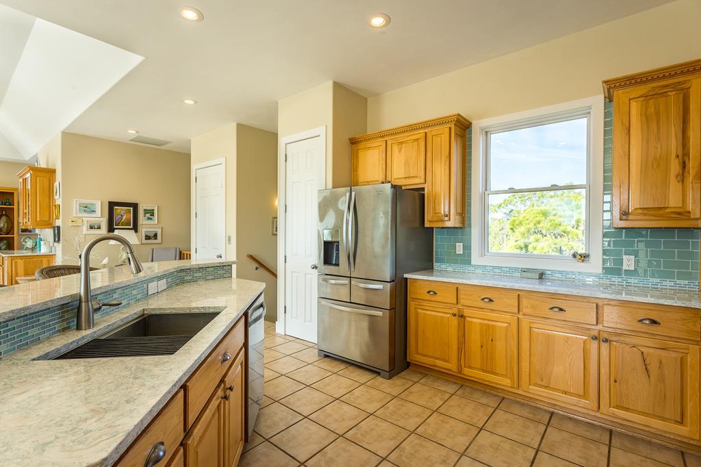 1704 Magnolia Road St. George Island, FL 32328 - Photo 8 of 67