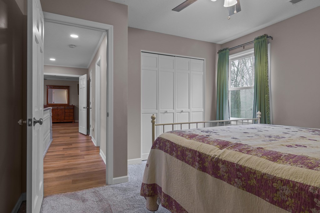 305 Farmdale Road Hodges, SC 29653 - Photo 28 of 47