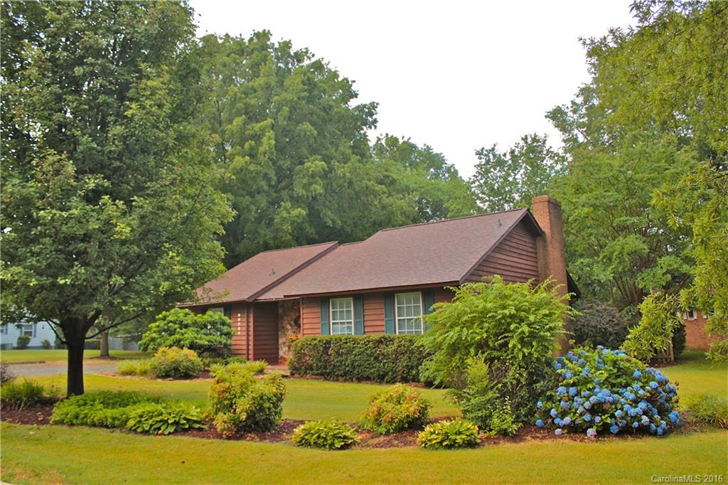 22309 Torrence Chapel Road, Unit 1 Cornelius, NC 28031 - Photo 1 of 24 Gallery Image 1