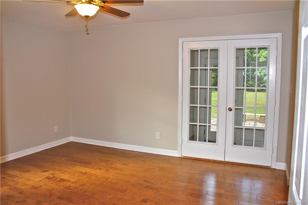 22309 Torrence Chapel Road, Unit 1 Cornelius, NC 28031 - Photo 13 of 24 Gallery Image 13