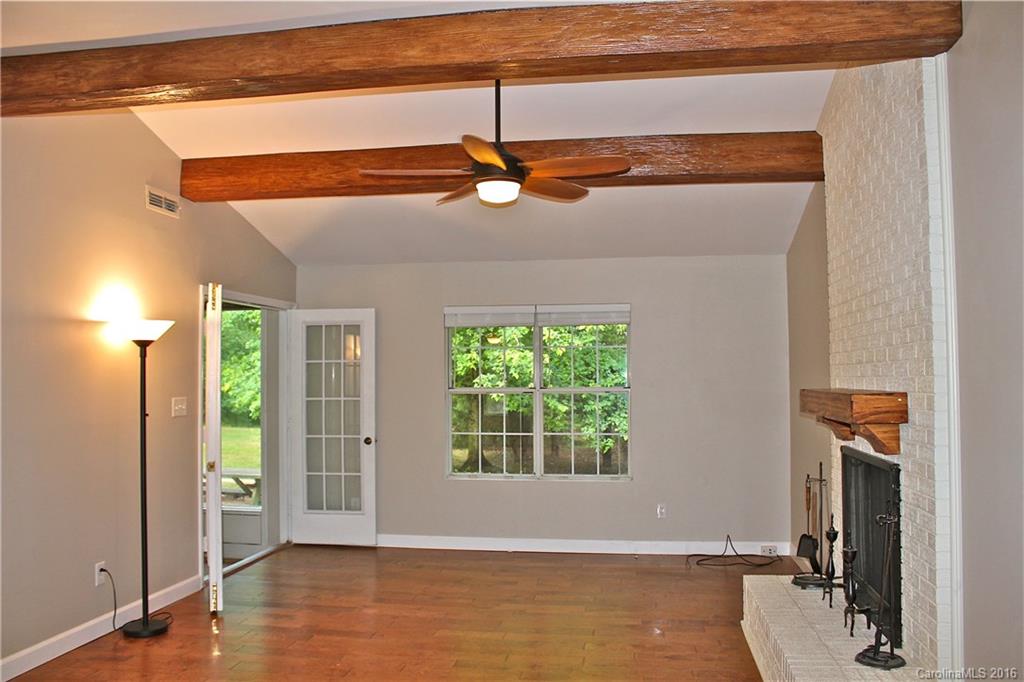 22309 Torrence Chapel Road, Unit 1 Cornelius, NC 28031 - Photo 5 of 24 Gallery Image 5
