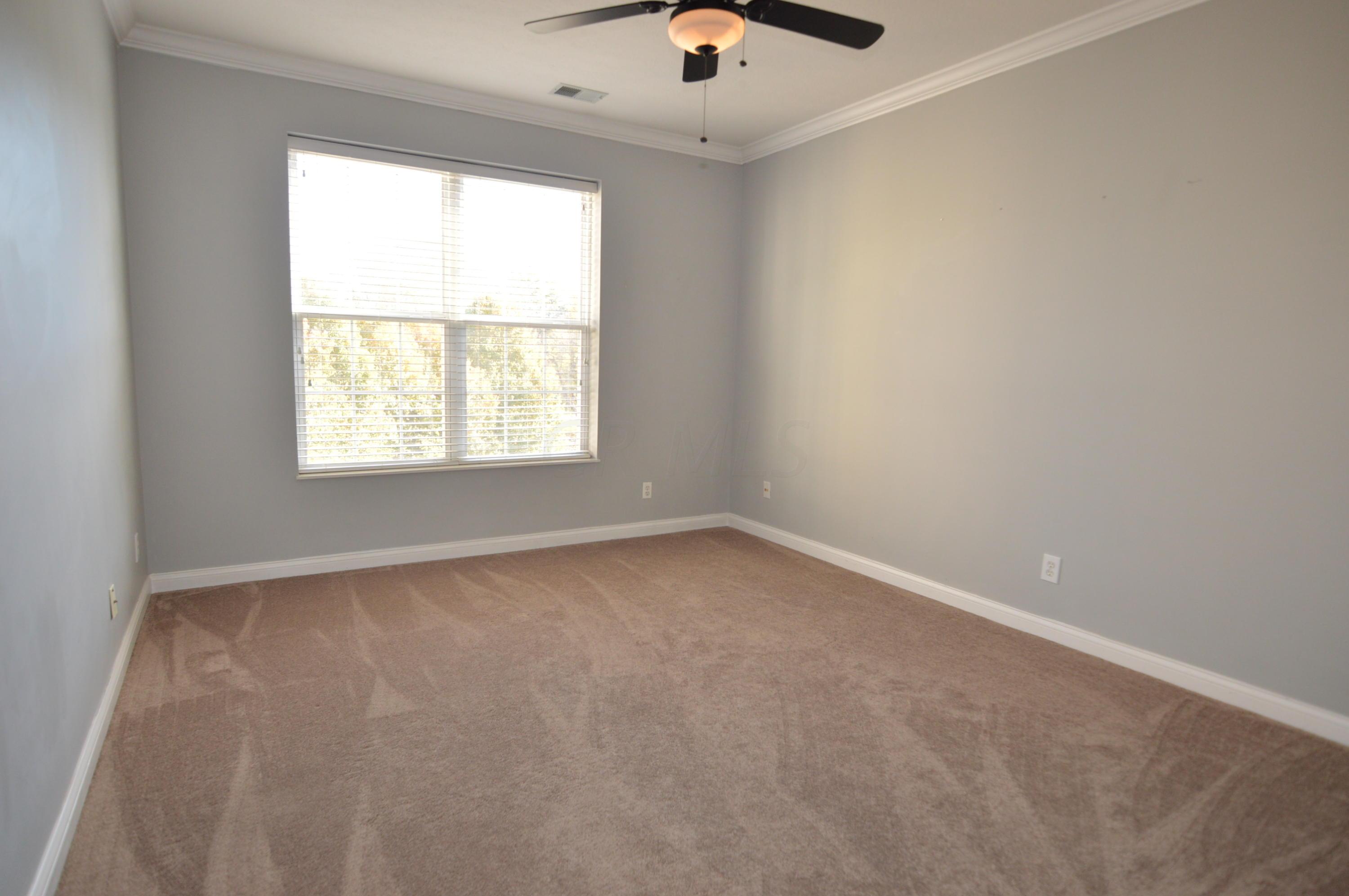 2245 Riverside Drive, Unit 301 Columbus, OH 43221 - Photo 13 of 26