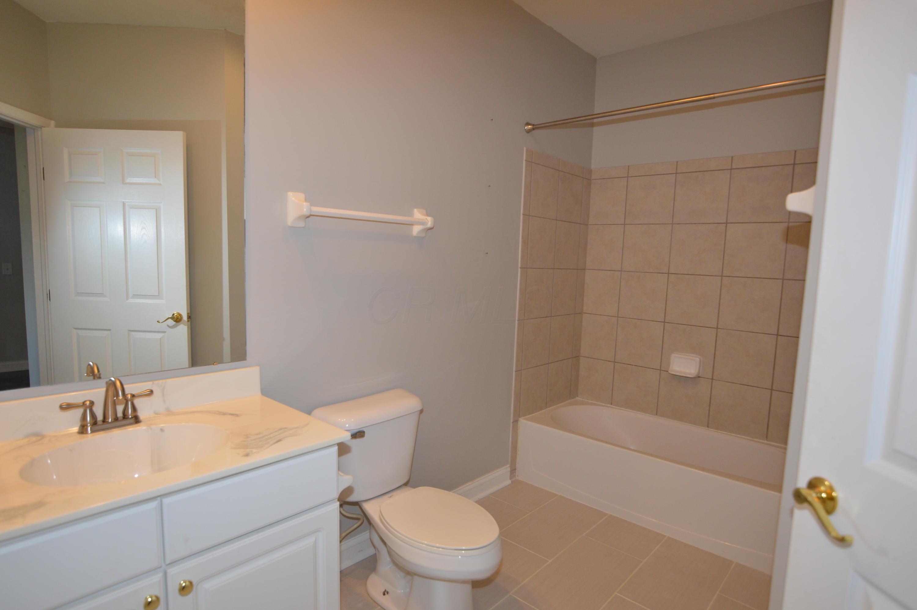2245 Riverside Drive, Unit 301 Columbus, OH 43221 - Photo 15 of 26