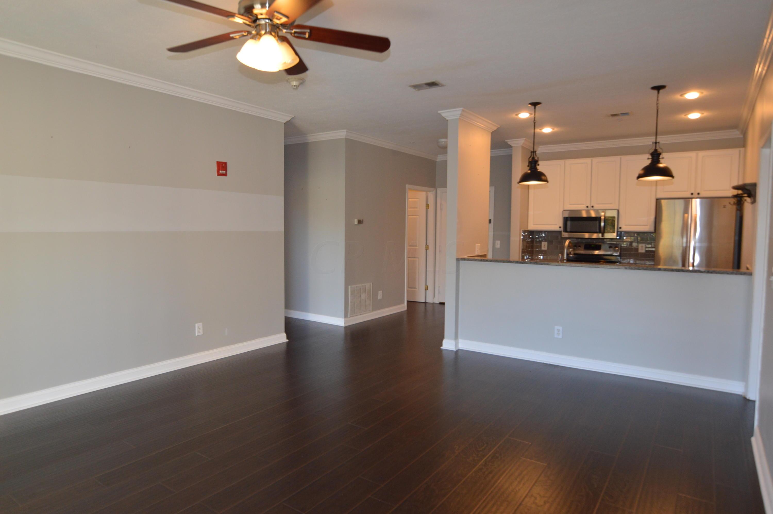 2245 Riverside Drive, Unit 301 Columbus, OH 43221 - Photo 2 of 26