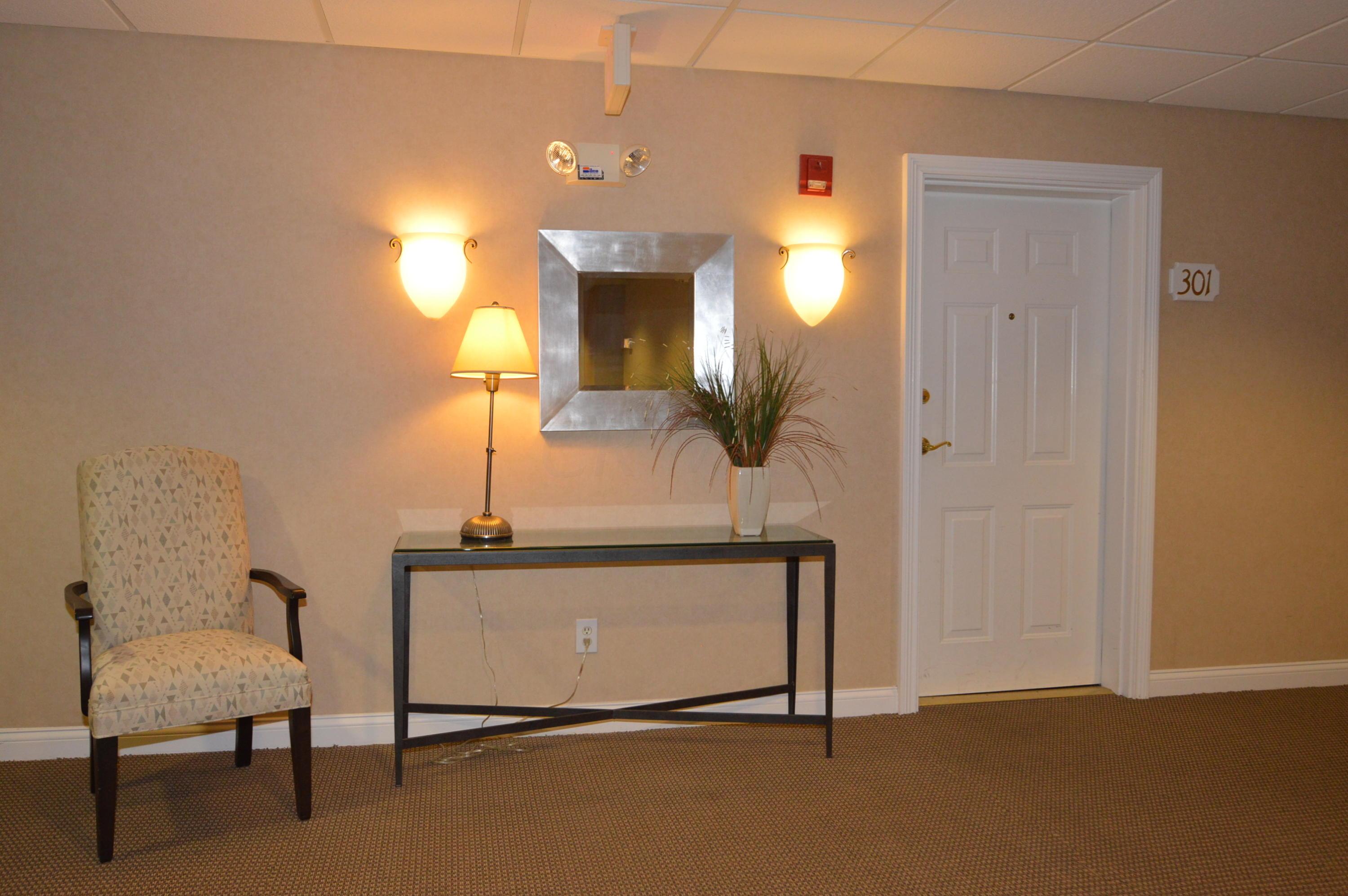 2245 Riverside Drive, Unit 301 Columbus, OH 43221 - Photo 22 of 26