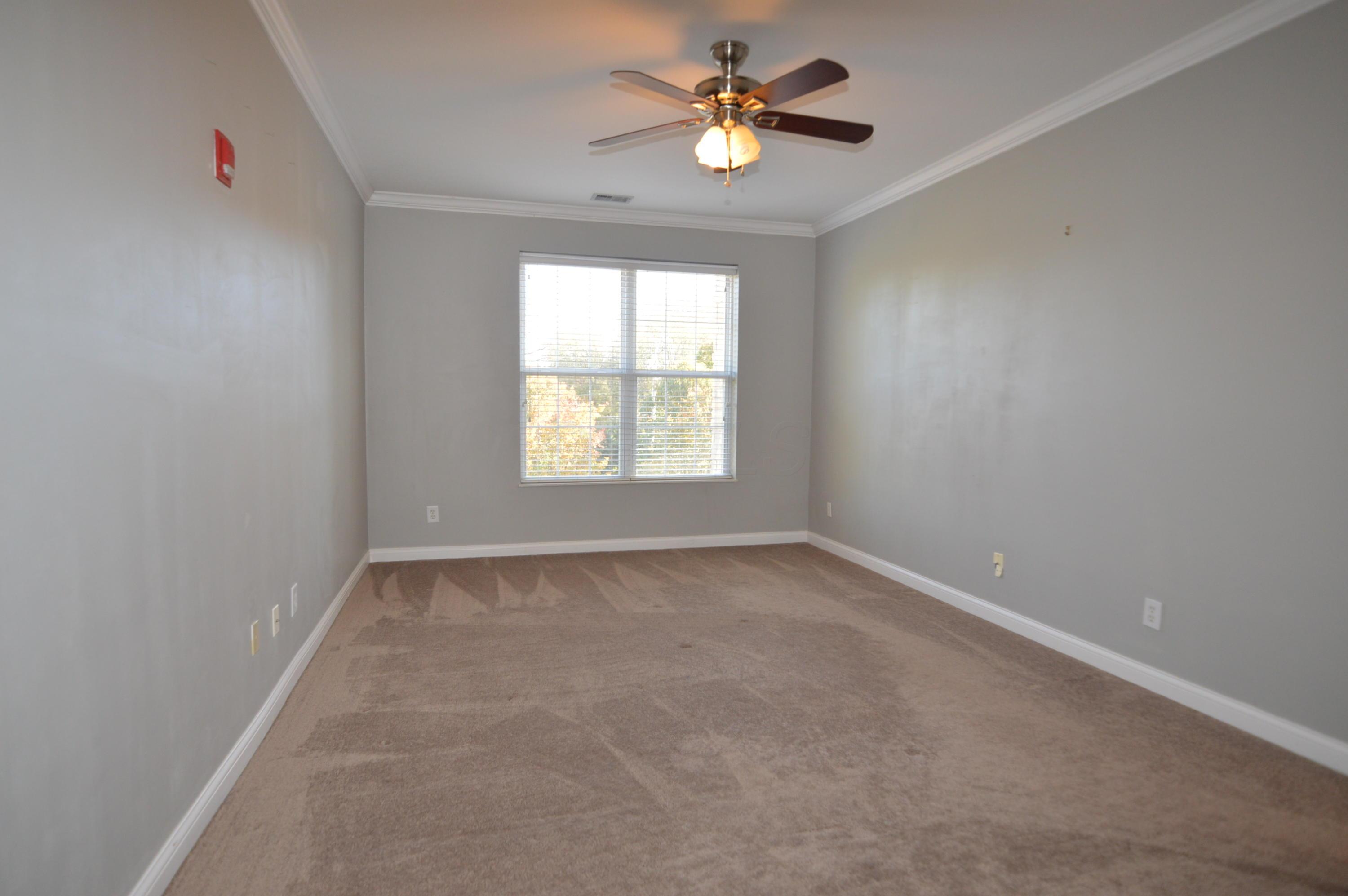 2245 Riverside Drive, Unit 301 Columbus, OH 43221 - Photo 9 of 26