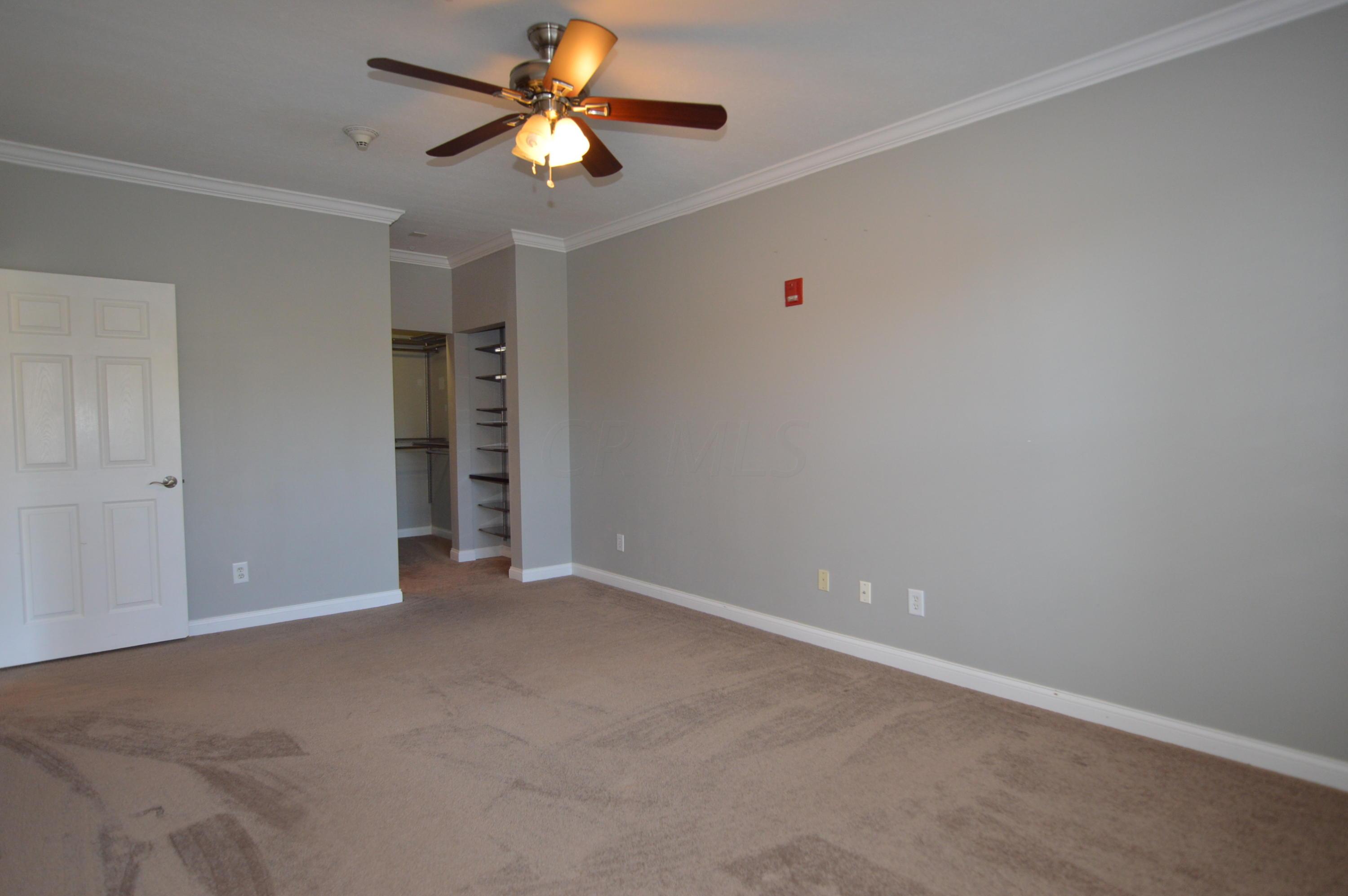 2245 Riverside Drive, Unit 301 Columbus, OH 43221 - Photo 10 of 26