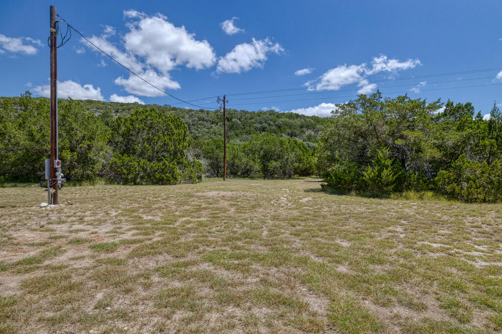124 Fahrig Road Leakey, TX 78873 - Photo 18 of 43 Gallery Image 18