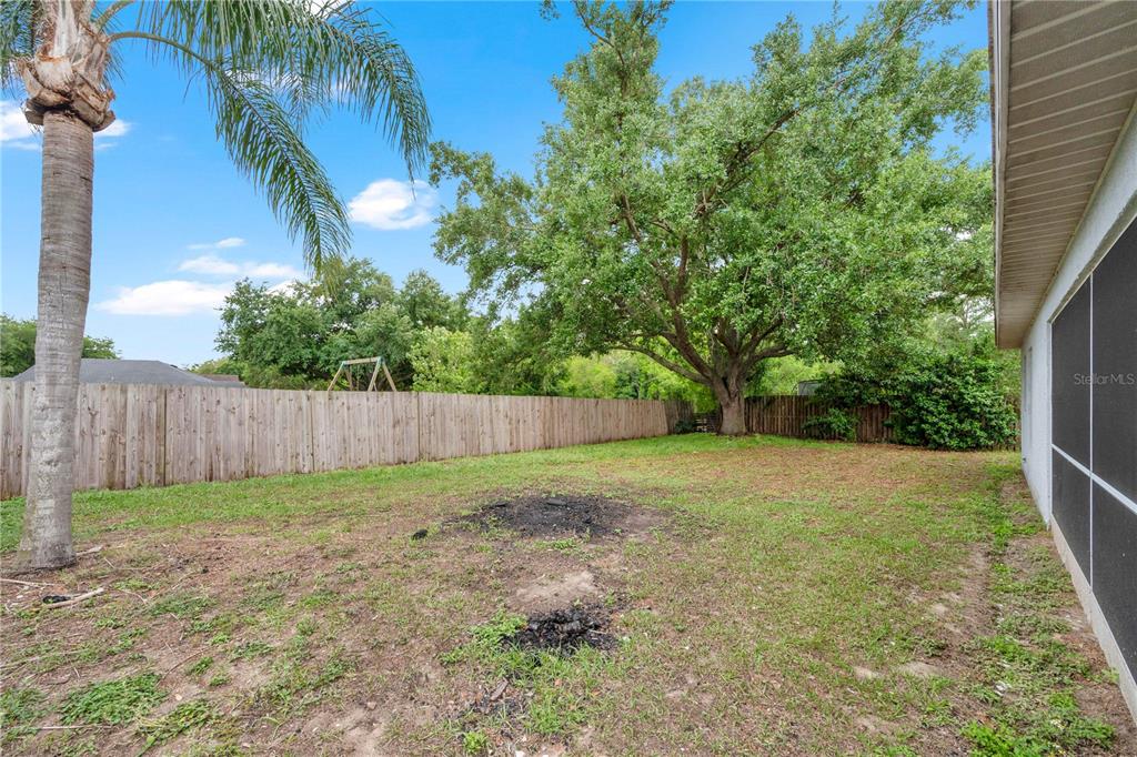 1461 Lake Shore Ranch Drive Seffner, FL 33584 - Photo 33 of 36