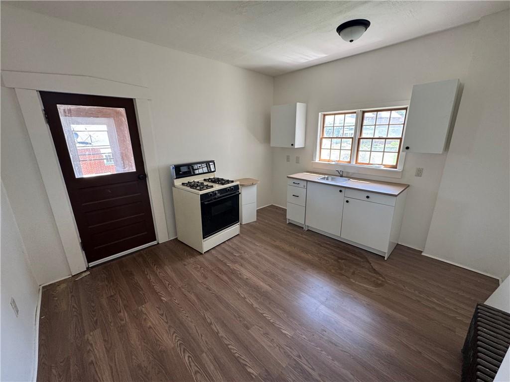516 3rd Street California, PA 15419 - Photo 5 of 37 Unit 1