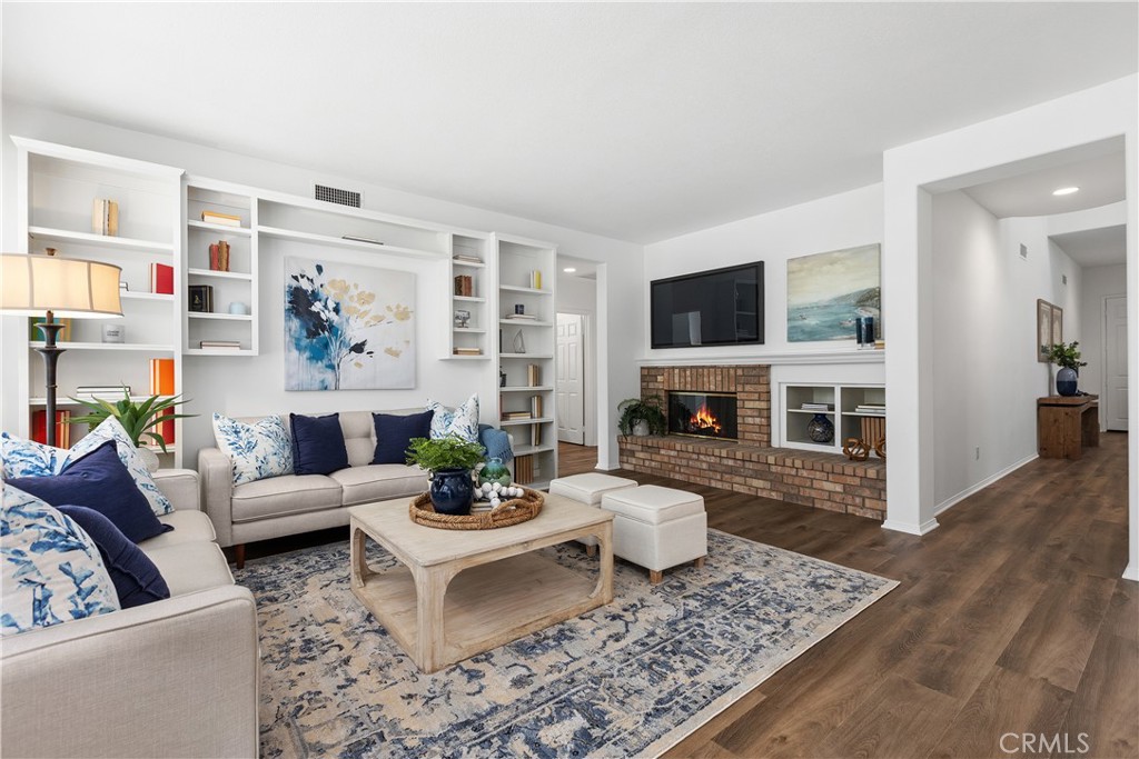 21 Bel Spring Irvine, CA 92602 - Photo 7 of 36