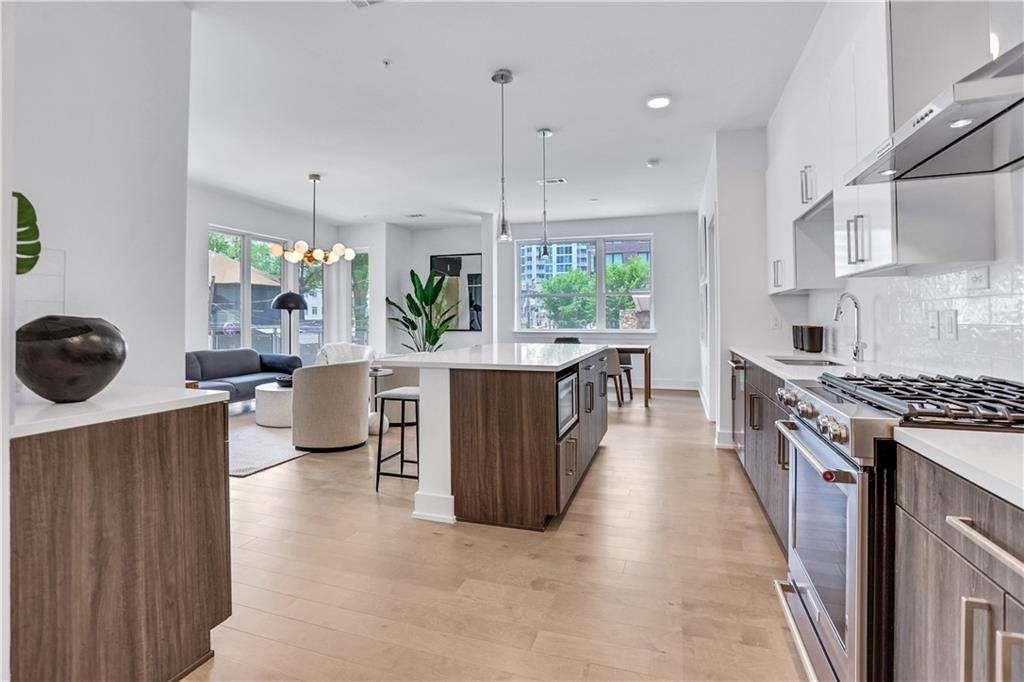 775 Juniper Street Northeast, Unit 525 Atlanta, GA 30308 - Photo 3 of 57