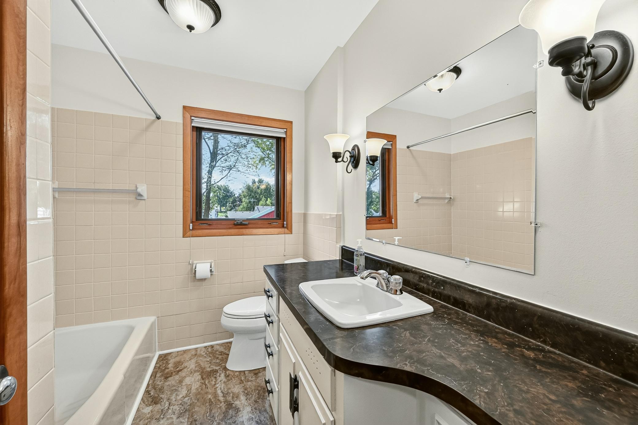 108 25th Street Southwest Rochester, MN 55902 - Photo 29 of 51 Gallery Image 29