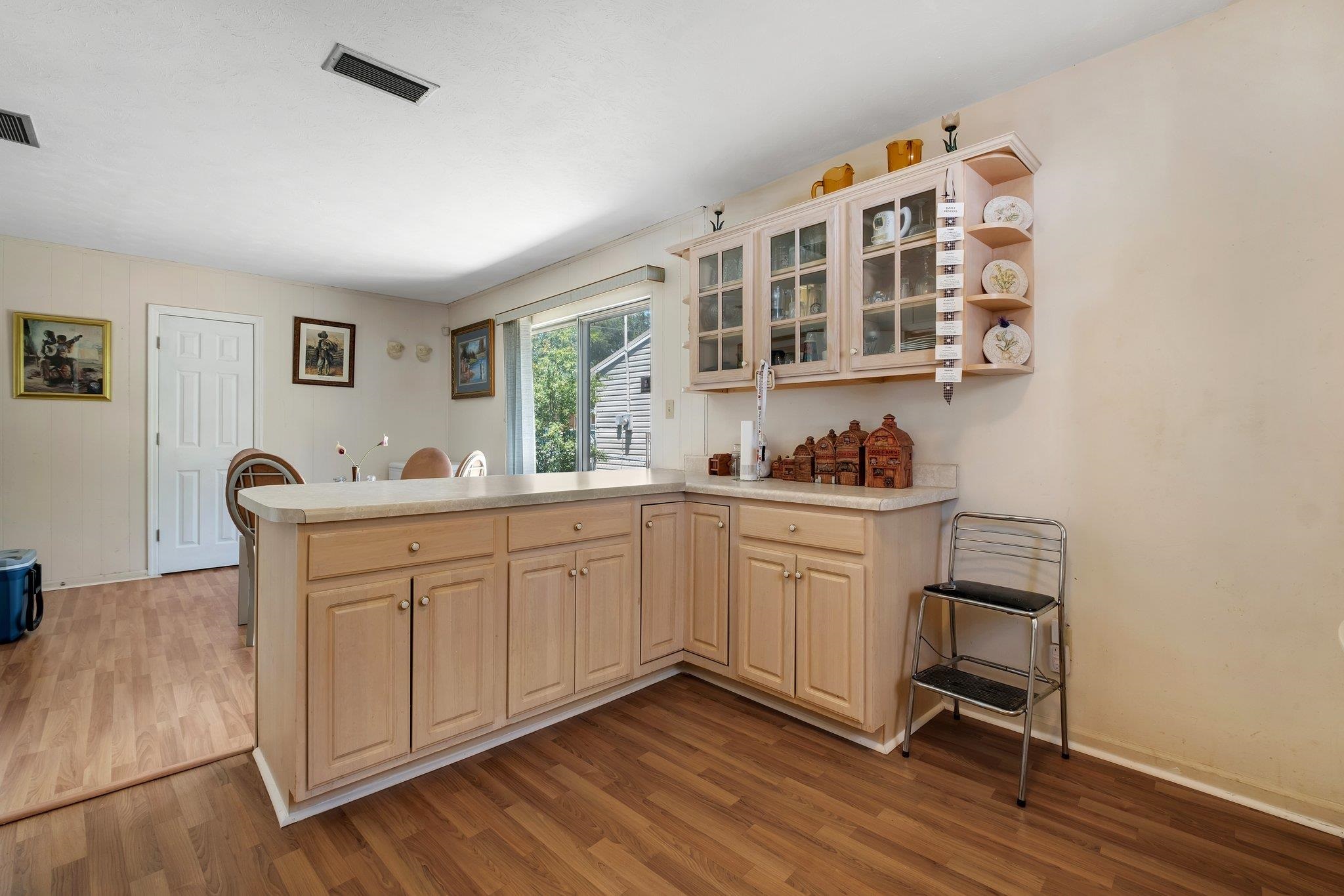 273 Ross Road Tallahassee, FL 32305 - Photo 11 of 27 Gallery Image 11