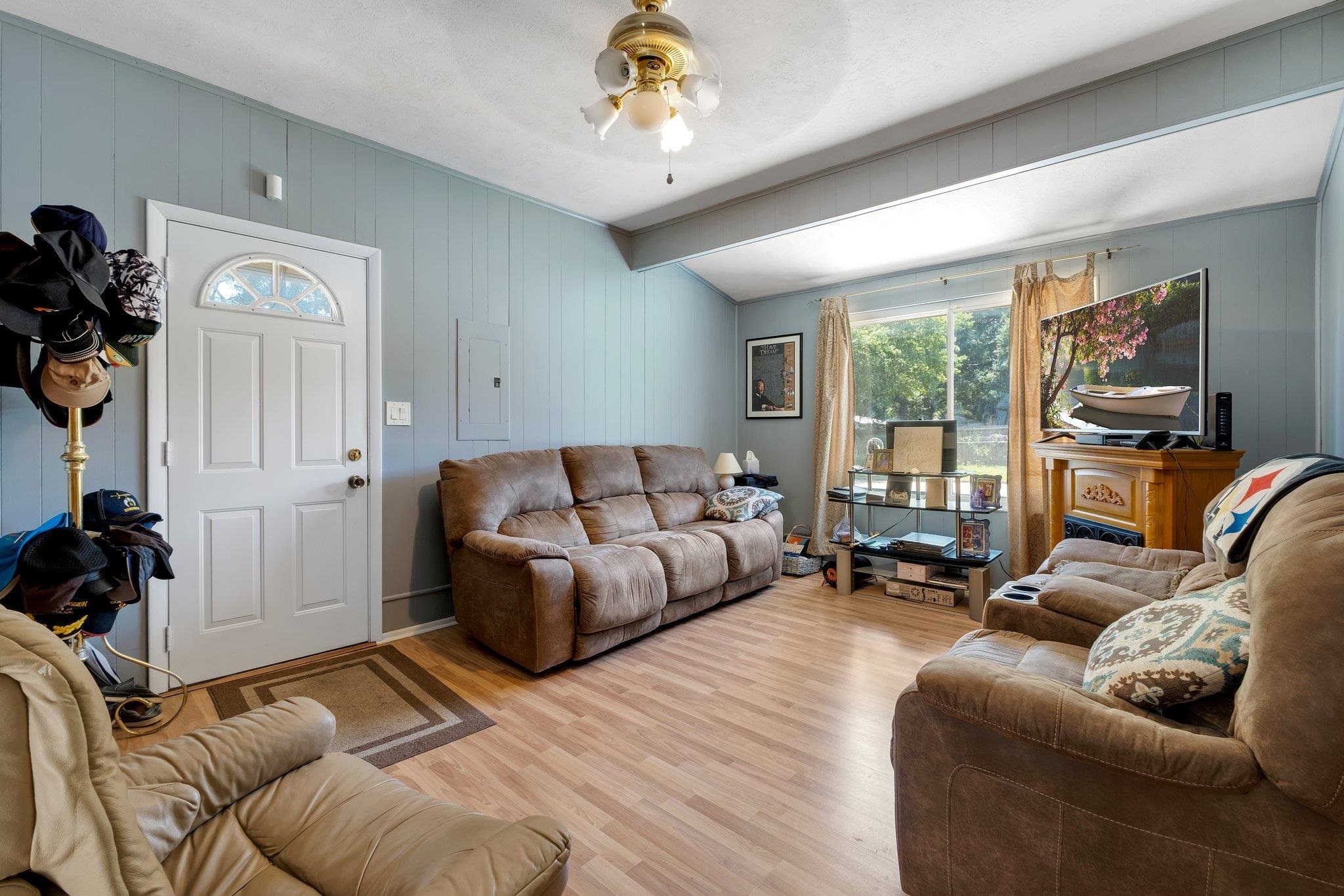 273 Ross Road Tallahassee, FL 32305 - Photo 4 of 27 Gallery Image 4