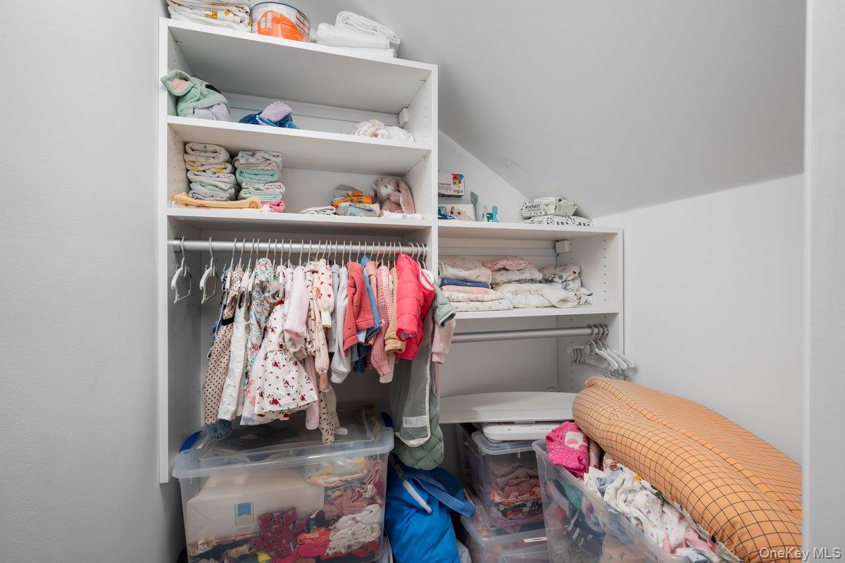 18 Gilchrest Road Congers, NY 10920 - Photo 24 of 43 Custom Closet