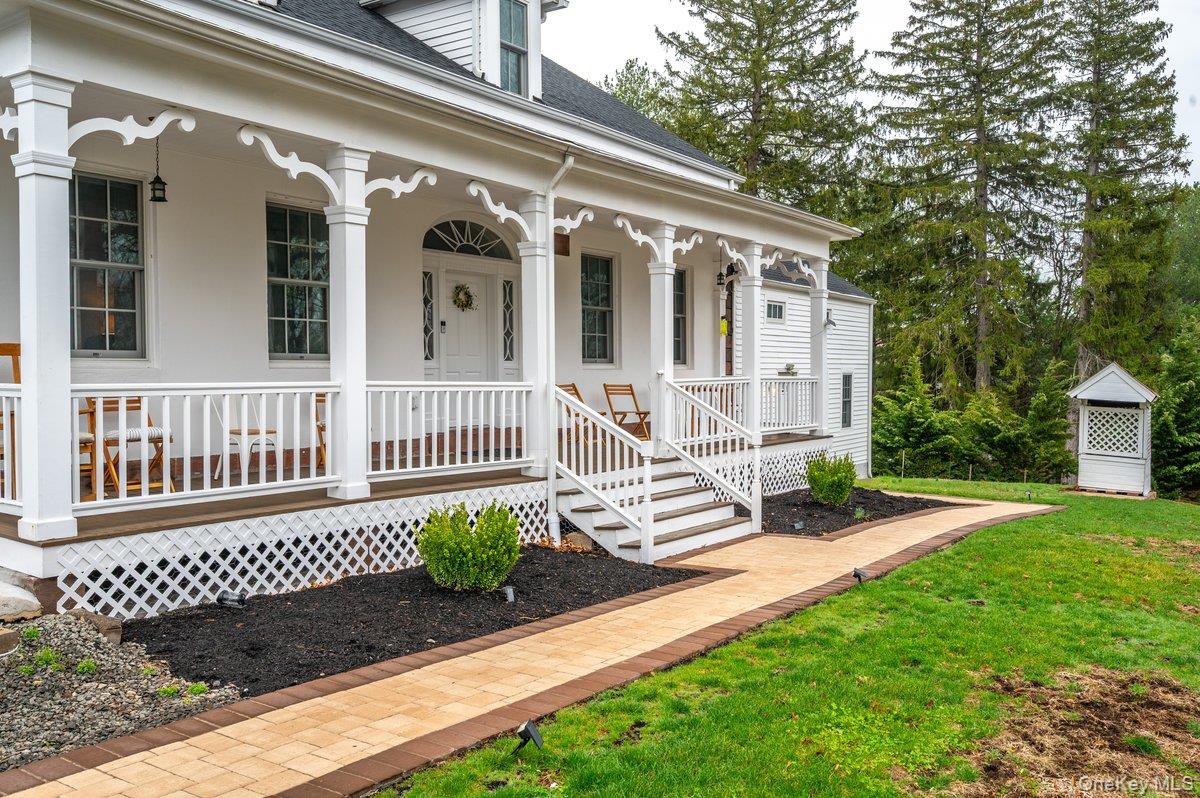 18 Gilchrest Road Congers, NY 10920 - Photo 3 of 43