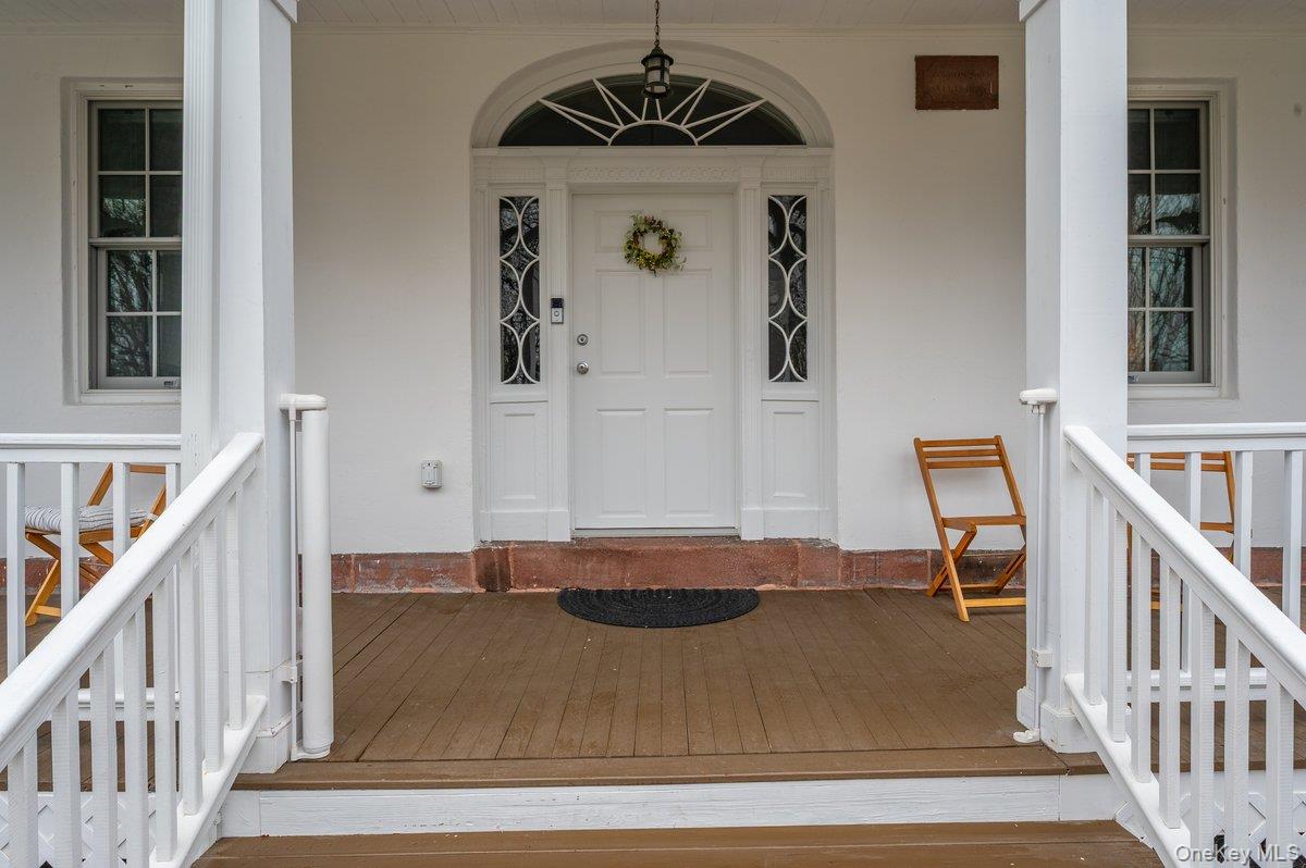 18 Gilchrest Road Congers, NY 10920 - Photo 4 of 43