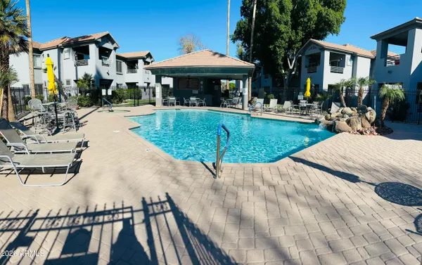 $329,000 | 7401 West Arrowhead Clubhouse Drive, Unit 2006, Glendale, AZ 85308